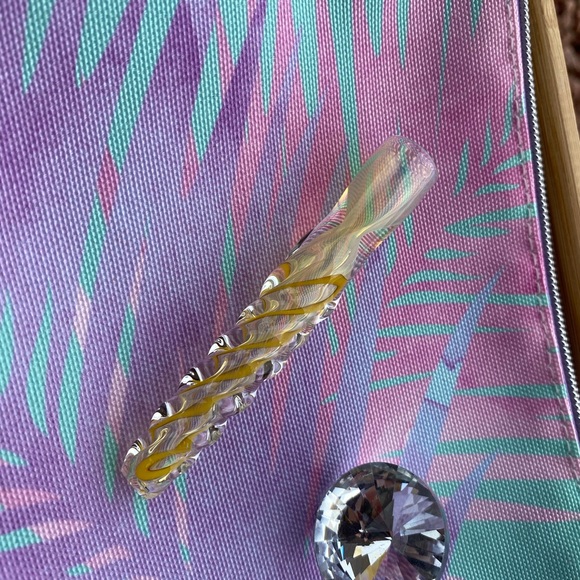 When A Woman Smokes Kit 💨 - Picture 9 of 9